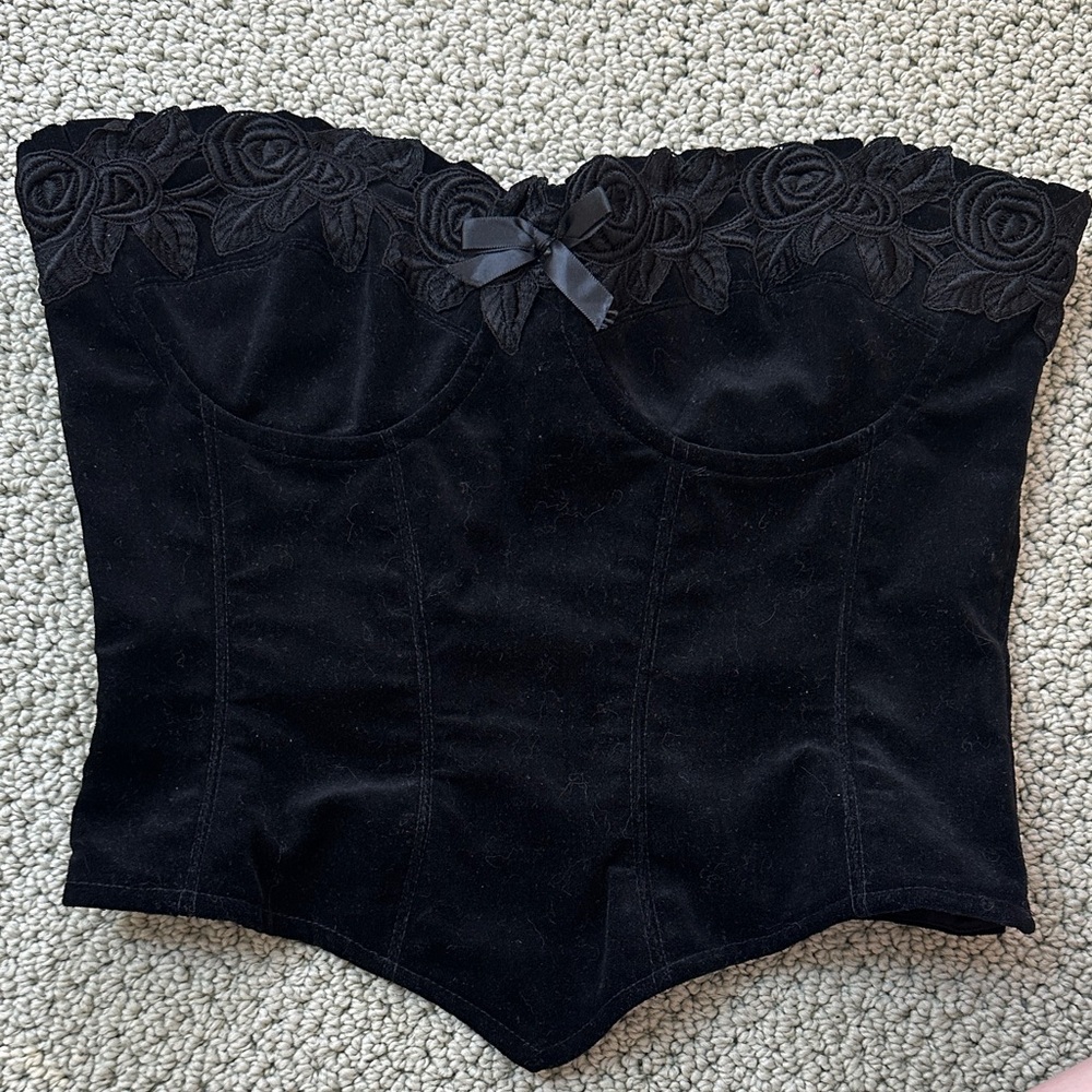 RARE Vintage Betsey Johnson black velvet corset bustier size 4